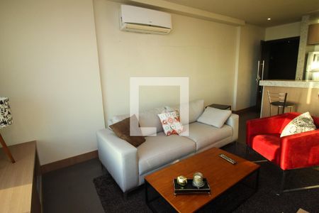 Sala de apartamento para alugar com 1 quarto, 43m² em Cristal, Porto Alegre