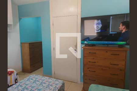 Quarto de casa de condomínio à venda com 2 quartos, 70m² em Vila Marari, São Paulo