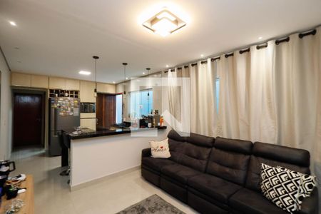 Sala / Cozinha de casa à venda com 2 quartos, 90m² em Jardim Guanca, São Paulo