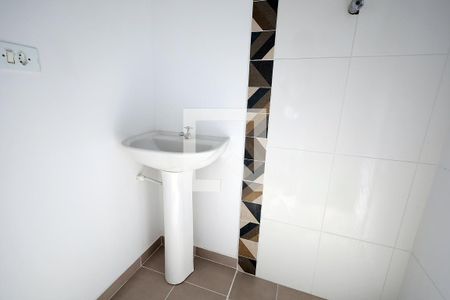 Banheiro de apartamento para alugar com 1 quarto, 90m² em Parque das Nações, Santo André