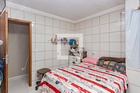 Suíte de casa à venda com 3 quartos, 227m² em Parque Bristol, São Paulo