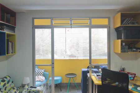 Quarto de apartamento à venda com 2 quartos, 77m² em Castelo, Belo Horizonte