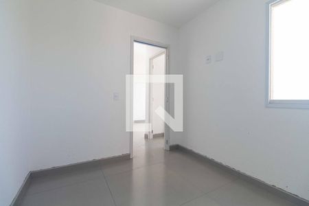Quarto 2 de apartamento para alugar com 2 quartos, 37m² em Vila Independencia, São Paulo