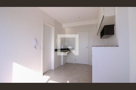 Sala/Cozinha de apartamento à venda com 1 quarto, 28m² em Jardim Planalto, São Paulo