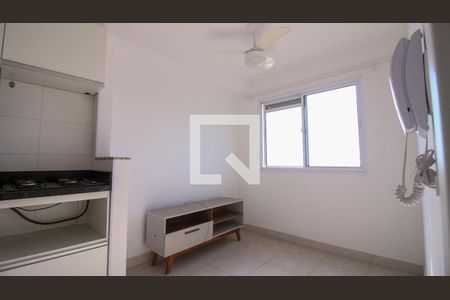 Sala/Cozinha de apartamento à venda com 1 quarto, 28m² em Jardim Planalto, São Paulo