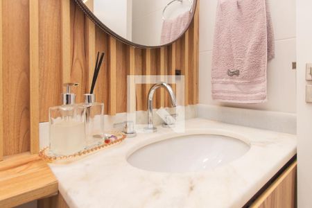 Lavabo de apartamento à venda com 1 quarto, 45m² em Azenha, Porto Alegre