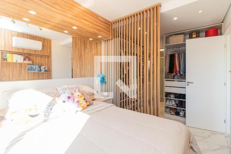 Quarto de apartamento à venda com 1 quarto, 45m² em Azenha, Porto Alegre