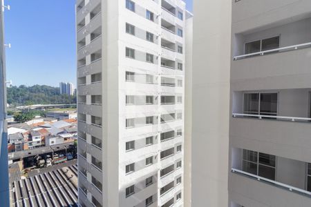 Vista Varanda e Área de Serviço de apartamento à venda com 2 quartos, 45m² em Várzea de Baixo, São Paulo
