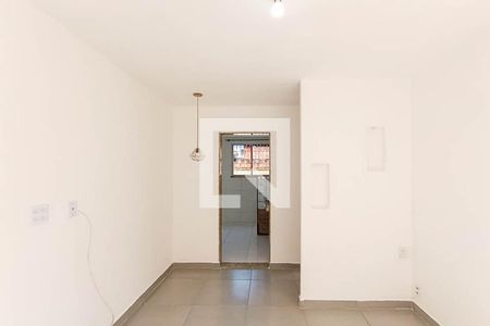 Sala de apartamento para alugar com 2 quartos, 40m² em Santíssimo, Rio de Janeiro