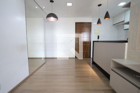 Sala de apartamento para alugar com 2 quartos, 50m² em Parque Erasmo Assunção, Santo André
