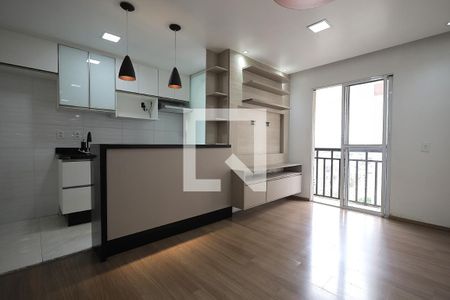 Sala de apartamento para alugar com 2 quartos, 50m² em Parque Erasmo Assunção, Santo André
