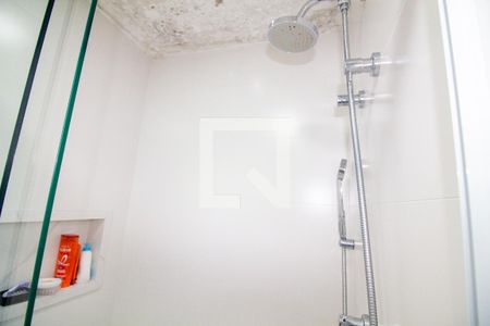 Banheiro da Suíte 1 de apartamento para alugar com 2 quartos, 77m² em Itaim Bibi, São Paulo