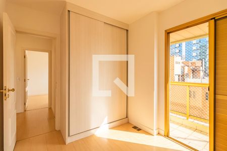 Quarto 2 de apartamento à venda com 3 quartos, 107m² em Alphaville Industrial, Barueri