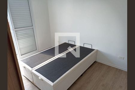 Casa à venda com 2 quartos, 63m² em Vila Cecilia Maria, Santo André