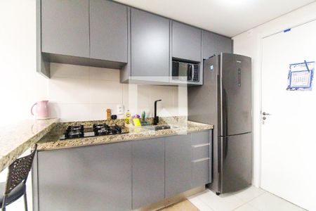 Sala/Cozinha de apartamento para alugar com 2 quartos, 32m² em Fazenda Aricanduva, São Paulo