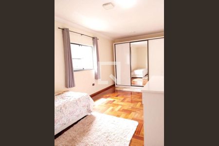 Casa à venda com 4 quartos, 200m² em Jardim Las Vegas, São Bernardo do Campo