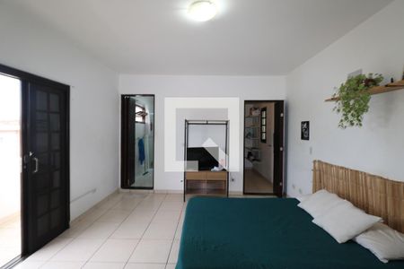 Suíte 1 de casa para alugar com 2 quartos, 120m² em Nova Gerti, São Caetano do Sul