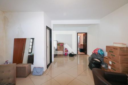 Sala de casa para alugar com 2 quartos, 120m² em Nova Gerti, São Caetano do Sul
