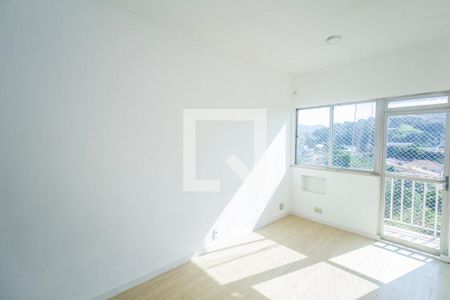Sala de apartamento para alugar com 2 quartos, 74m² em Jacarepaguá, Rio de Janeiro