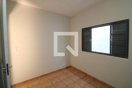 Quarto 2 de casa para alugar com 3 quartos, 140m² em Vila Ema, São Paulo