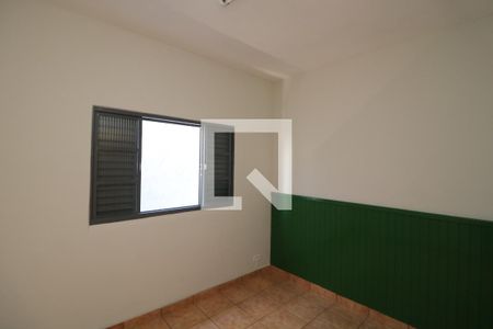 Quarto 2 de casa para alugar com 3 quartos, 140m² em Vila Ema, São Paulo