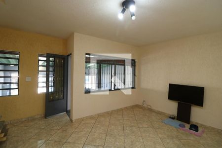 Sala de casa para alugar com 3 quartos, 140m² em Vila Ema, São Paulo