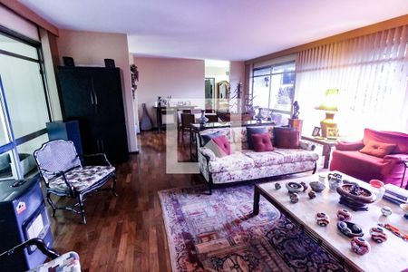 Sala 1 de casa para alugar com 4 quartos, 420m² em Vila Inah, São Paulo