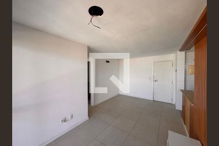 Sala de apartamento à venda com 2 quartos, 73m² em Barra da Tijuca, Rio de Janeiro