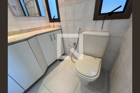 Banheiro de apartamento para alugar com 4 quartos, 139m² em Vila Sonia, São Paulo