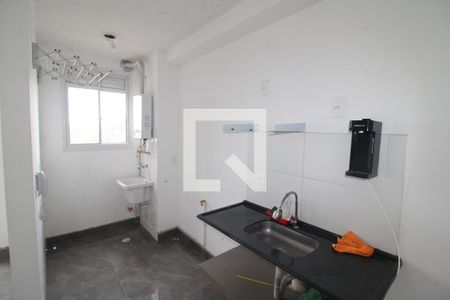 Sala / Cozinha de apartamento para alugar com 2 quartos, 48m² em Loteamento City Jaragua, São Paulo