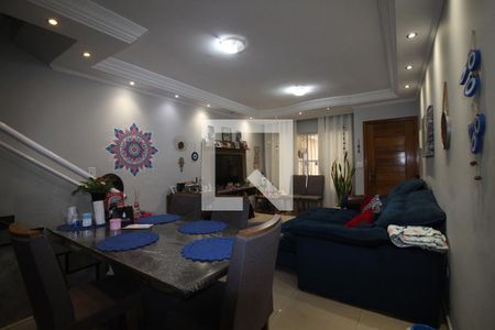 Casa à venda com 3 quartos, 120m² em São Lucas, São Paulo