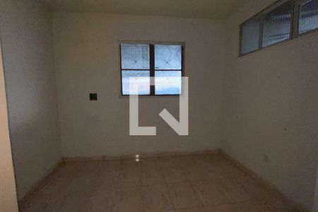 Quarto 2 de casa para alugar com 2 quartos, 70m² em Parque Guararapes, Duque de Caxias