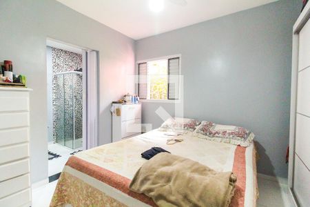 Suíte 1 de casa para alugar com 3 quartos, 300m² em Jardim Soares, São Paulo