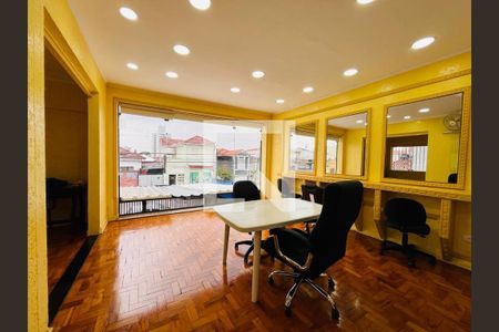 Quarto de casa à venda com 4 quartos, 410m² em Penha de França, São Paulo