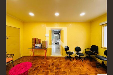 Quarto de casa à venda com 4 quartos, 410m² em Penha de França, São Paulo