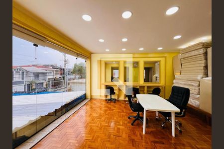 Quarto de casa à venda com 4 quartos, 410m² em Penha de França, São Paulo