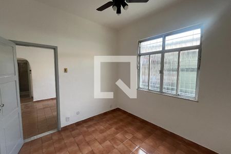Quarto 1 de casa para alugar com 2 quartos, 80m² em Ramos, Rio de Janeiro