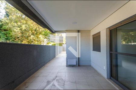 Sala - Varanda de apartamento à venda com 4 quartos, 242m² em City América, São Paulo