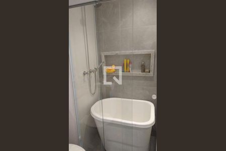 Banheiro  de apartamento à venda com 3 quartos, 97m² em Belenzinho, São Paulo