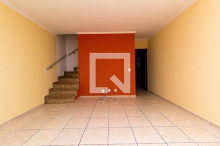 Sala de casa de condomínio para alugar com 3 quartos, 155m² em Vila Lais, São Paulo