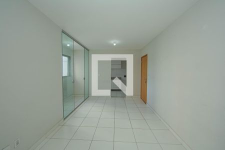 SALA de apartamento para alugar com 2 quartos, 55m² em Betânia, Belo Horizonte