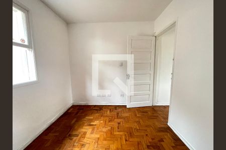 Quarto 1 de casa para alugar com 2 quartos, 100m² em Vila Butantã, São Paulo