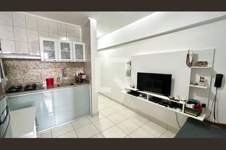 Sala e Cozinha  de kitnet/studio à venda com 1 quarto, 29m² em Centro, Guarulhos