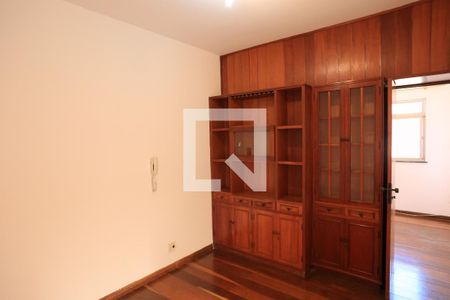 Sala de apartamento à venda com 1 quarto, 58m² em Santa Tereza, Belo Horizonte