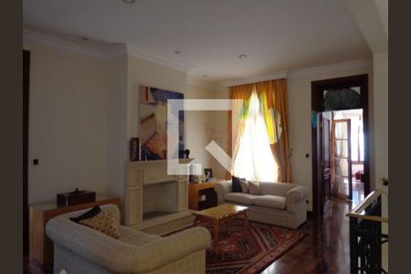 Casa à venda com 4 quartos, 871m² em Jardim Viana, São Paulo