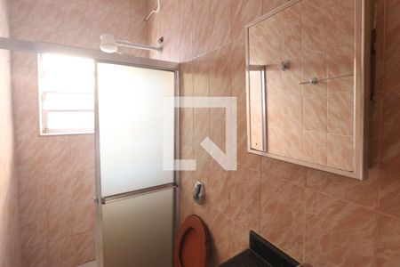Banheiro de casa à venda com 2 quartos, 100m² em Parque Vitoria, São Paulo