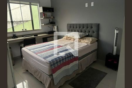 Quarto de casa à venda com 3 quartos, 120m² em Irajá, Rio de Janeiro
