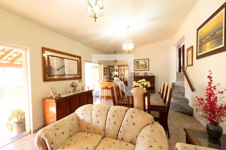 Sala  de casa para alugar com 5 quartos, 200m² em Jardim Sao Carlos, Sorocaba