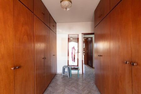 Quarto 1  de casa para alugar com 5 quartos, 200m² em Jardim Sao Carlos, Sorocaba