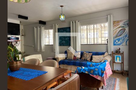 Sala de casa à venda com 4 quartos, 240m² em Vila Gomes, São Paulo
